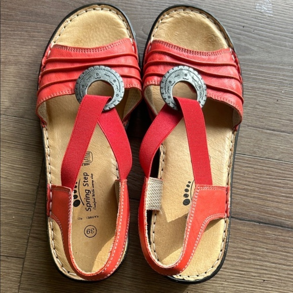 Spring Step Red Leather Sling Sandals with Silver Ring Accent !! 8.5